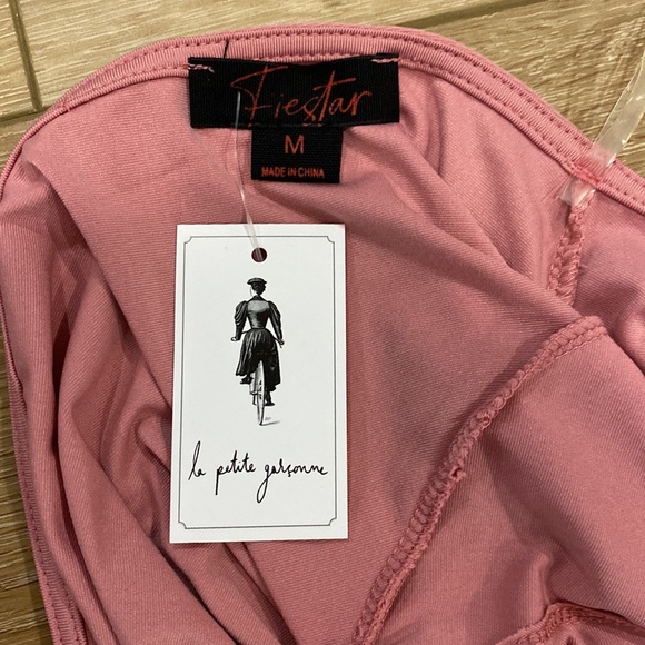 Brand new body con backless dress - Picture 3 of 3